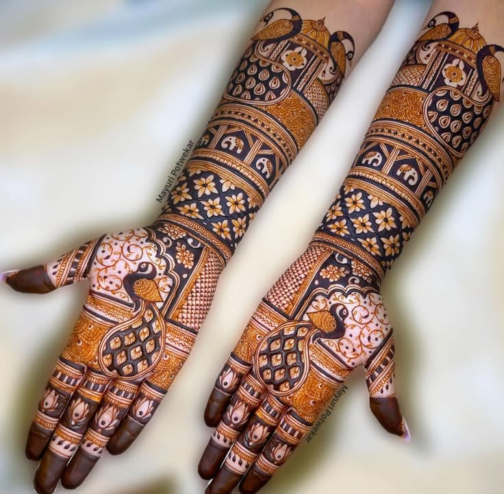 66+ Beautiful Peacock Mehndi Designs (2025)