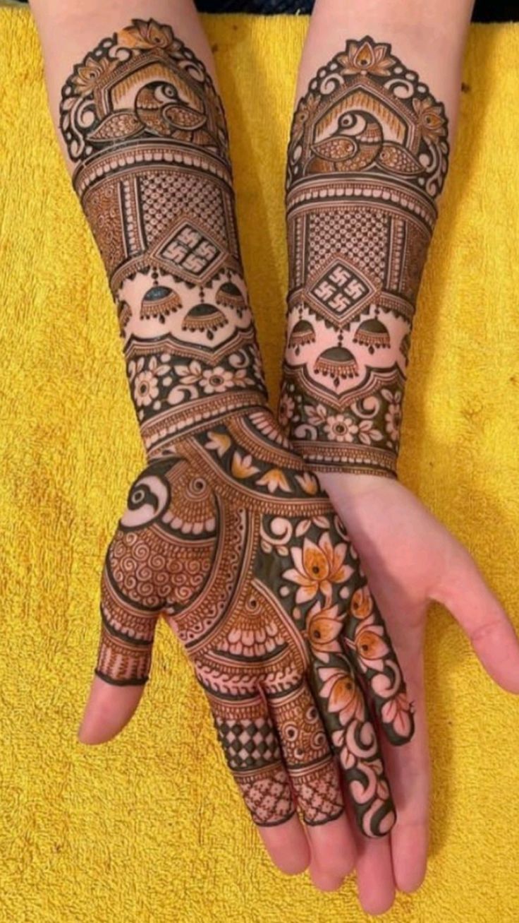 60+ Trendy Royal Front Hand Mehndi Design For Your Wedding