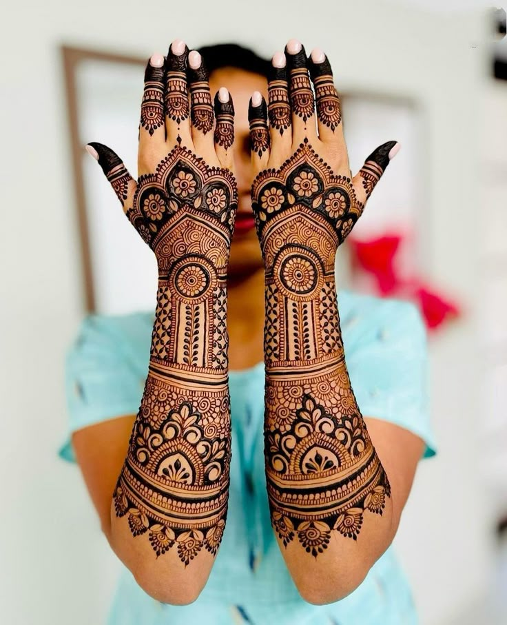 60+ Trendy Royal Front Hand Mehndi Design For Your Wedding