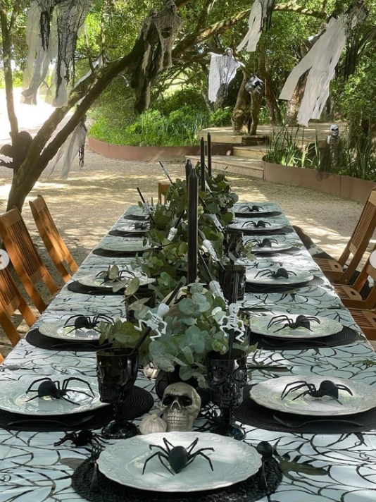 Halloween Table Decorations