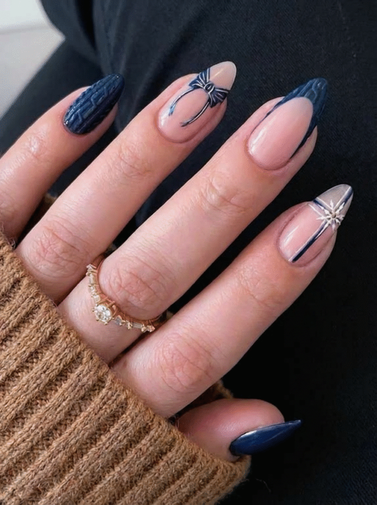 Sweater Bow & Starburst Accent